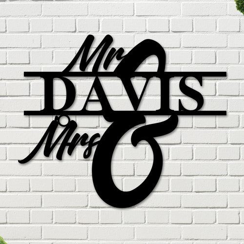 Mr and Mrs sign, Wedding Decor, Wedding Gift, Newly Wed Sign, Metal Mr and Mrs, Wedding Name Metal Sign, Last name Sign, Personalized Sign