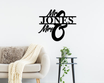 Mr and Mrs sign, Wedding Decor, Wedding Gift, Newly Wed Sign, Metal Mr and Mrs, Wedding Name Metal Sign, Last name Sign, Personalized Sign